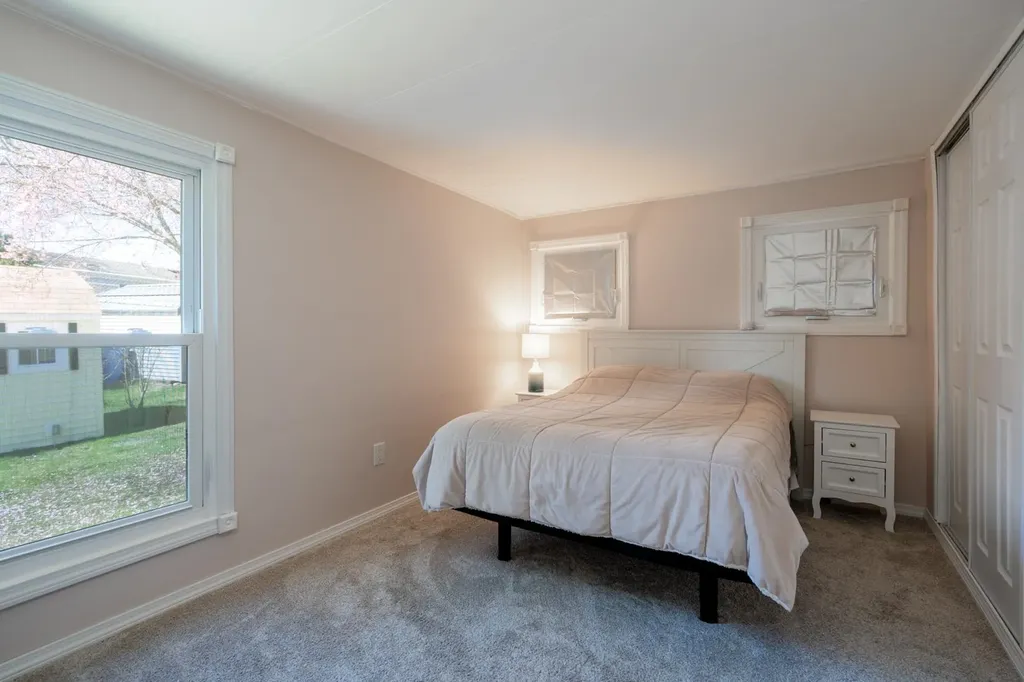 3 Hunter Boulevard Londonderry NH 03053