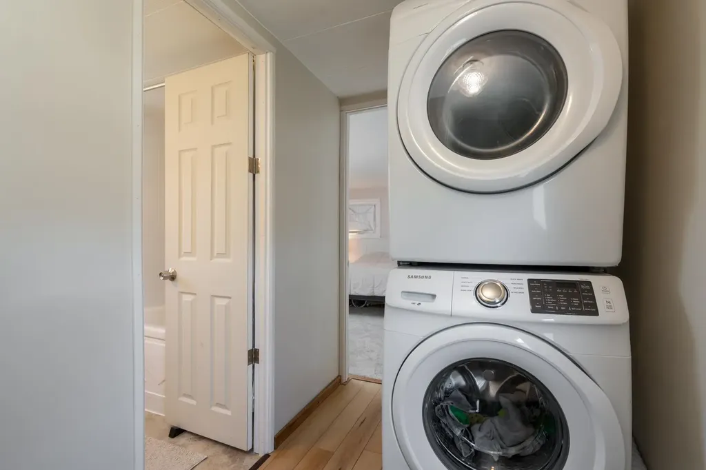 3 Hunter Boulevard Londonderry NH 03053