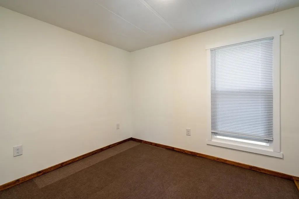 3 Hunter Boulevard Londonderry NH 03053