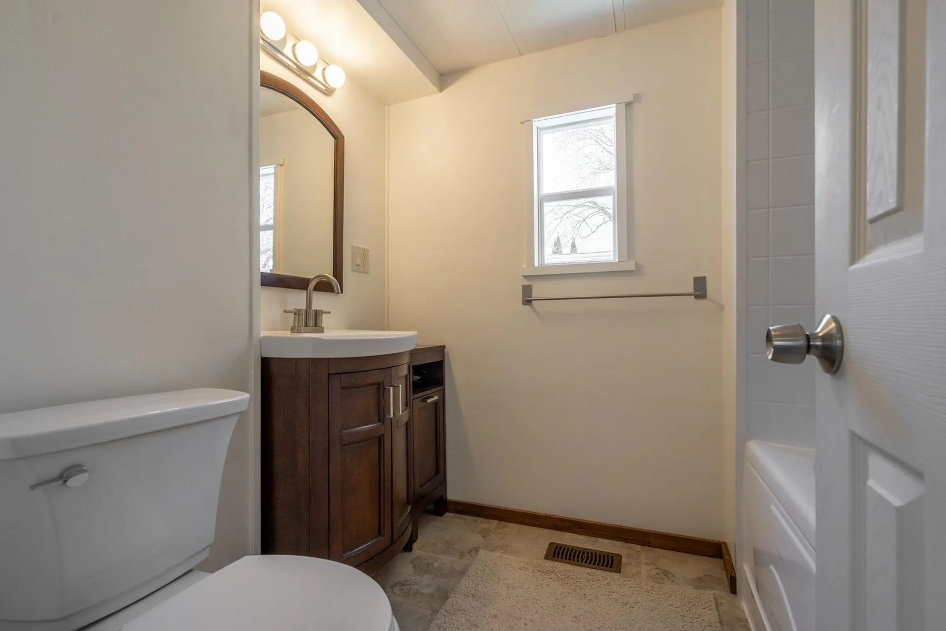 3 Hunter Boulevard Londonderry NH 03053