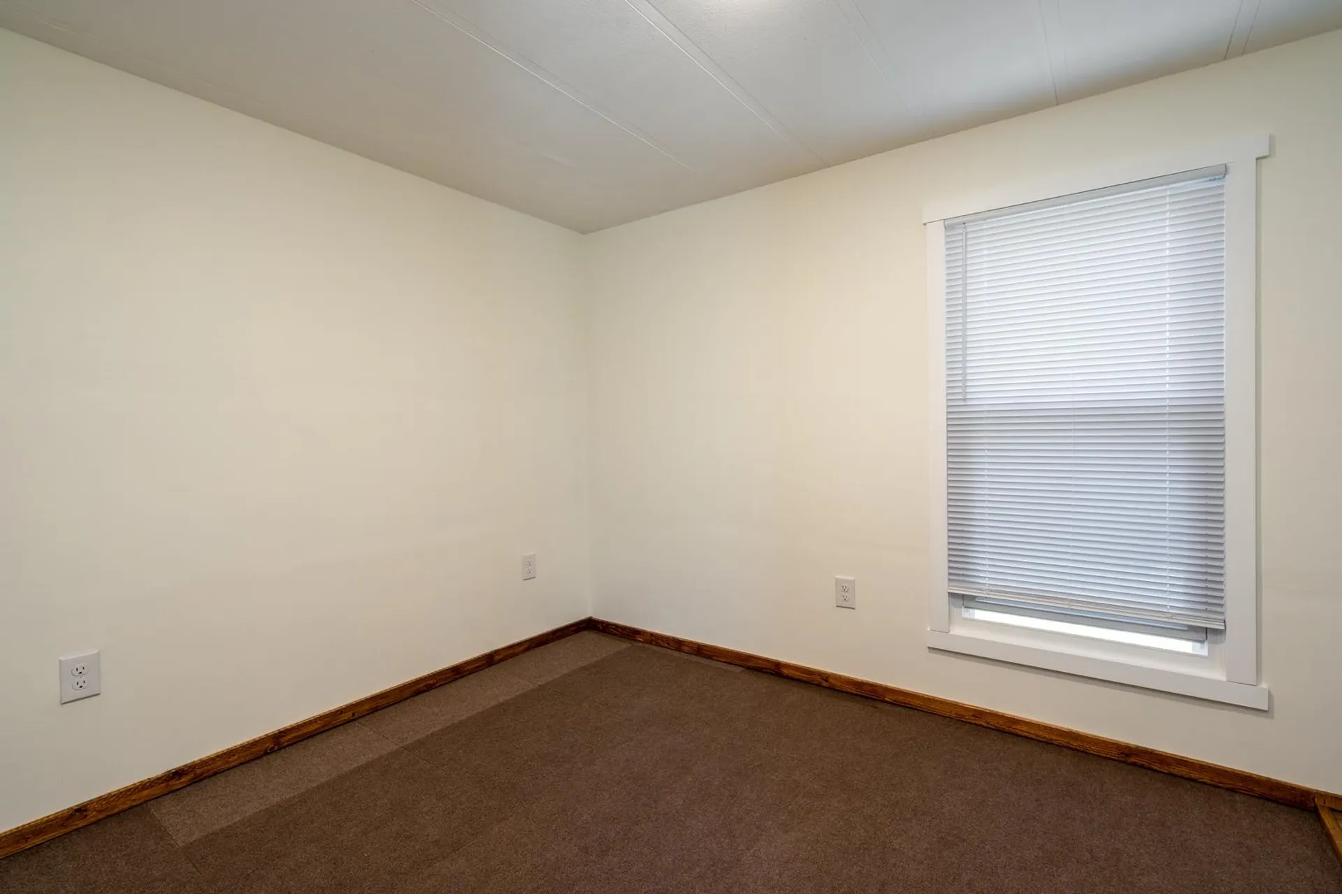 3 Hunter Boulevard Londonderry NH 03053