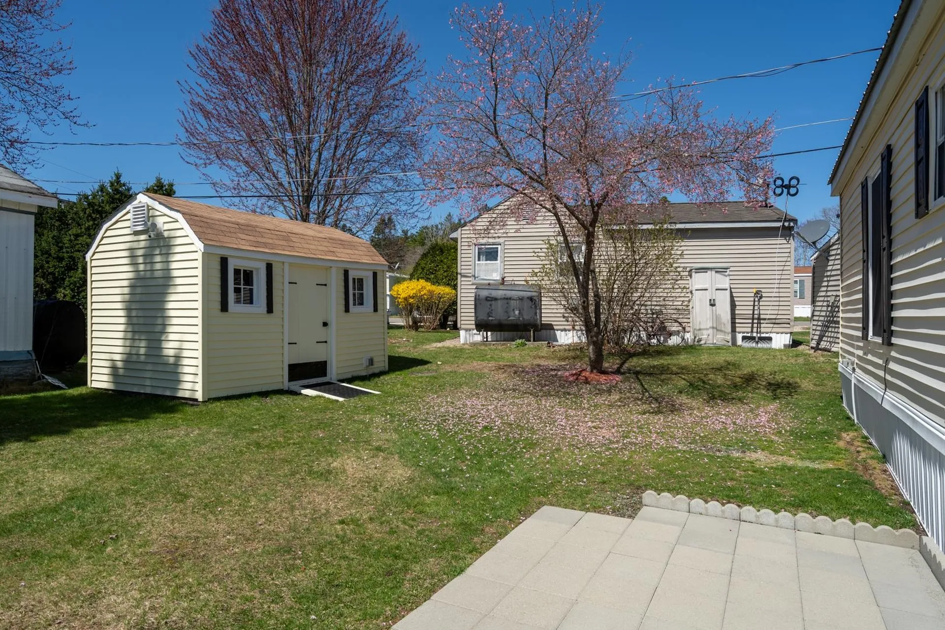 3 Hunter Boulevard Londonderry NH 03053