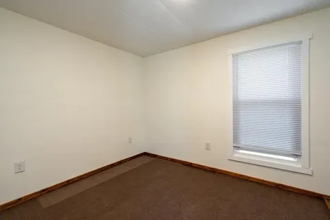 3 Hunter Boulevard Londonderry NH 03053