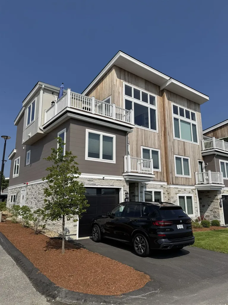 28 Vantage Point Drive Laconia NH 03246