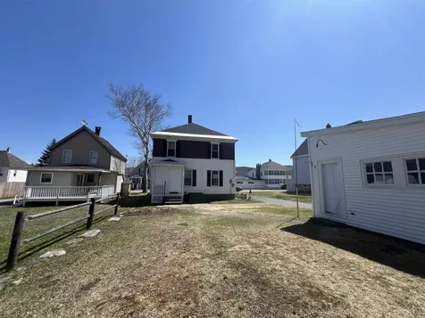 843 5th Avenue Berlin NH 03570