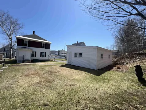 843 5th Avenue Berlin NH 03570