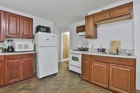 89 Walnut Street Nashua NH 03060