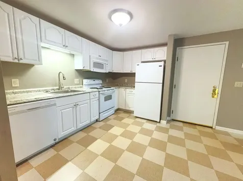 37 Alice Drive Concord NH 03303