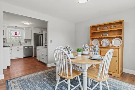 17 Cindy Drive Nashua NH 03062