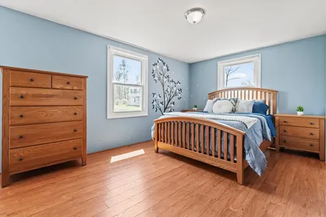 17 Cindy Drive Nashua NH 03062