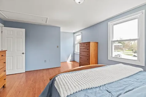 17 Cindy Drive Nashua NH 03062