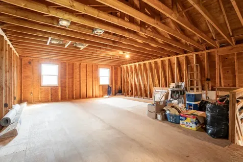 17 Cindy Drive Nashua NH 03062