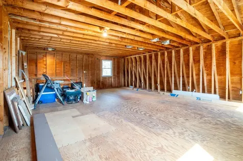 17 Cindy Drive Nashua NH 03062
