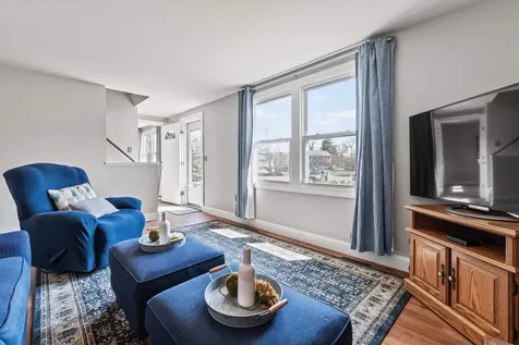 17 Cindy Drive Nashua NH 03062