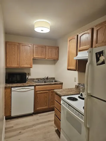 90 Fleet Street Portsmouth NH 03801