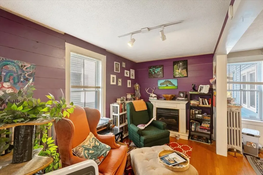 25 Diamond Street St. Albans City VT 05478