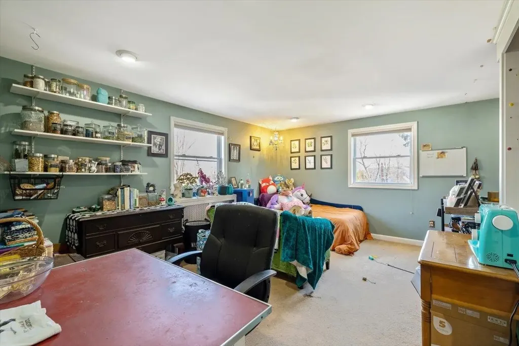 25 Diamond Street St. Albans City VT 05478