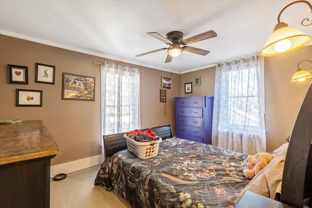 25 Diamond Street St. Albans City VT 05478