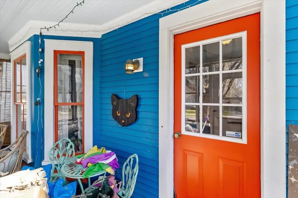 25 Diamond Street St. Albans City VT 05478