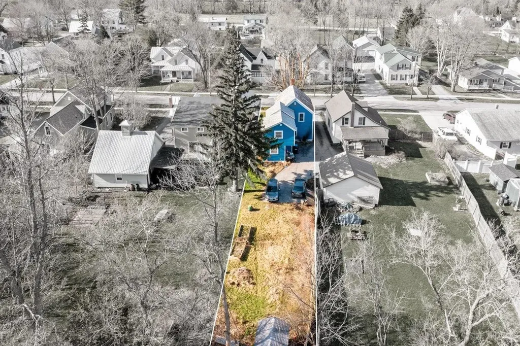 25 Diamond Street St. Albans City VT 05478