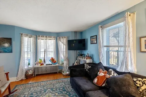 25 Diamond Street St. Albans City VT 05478