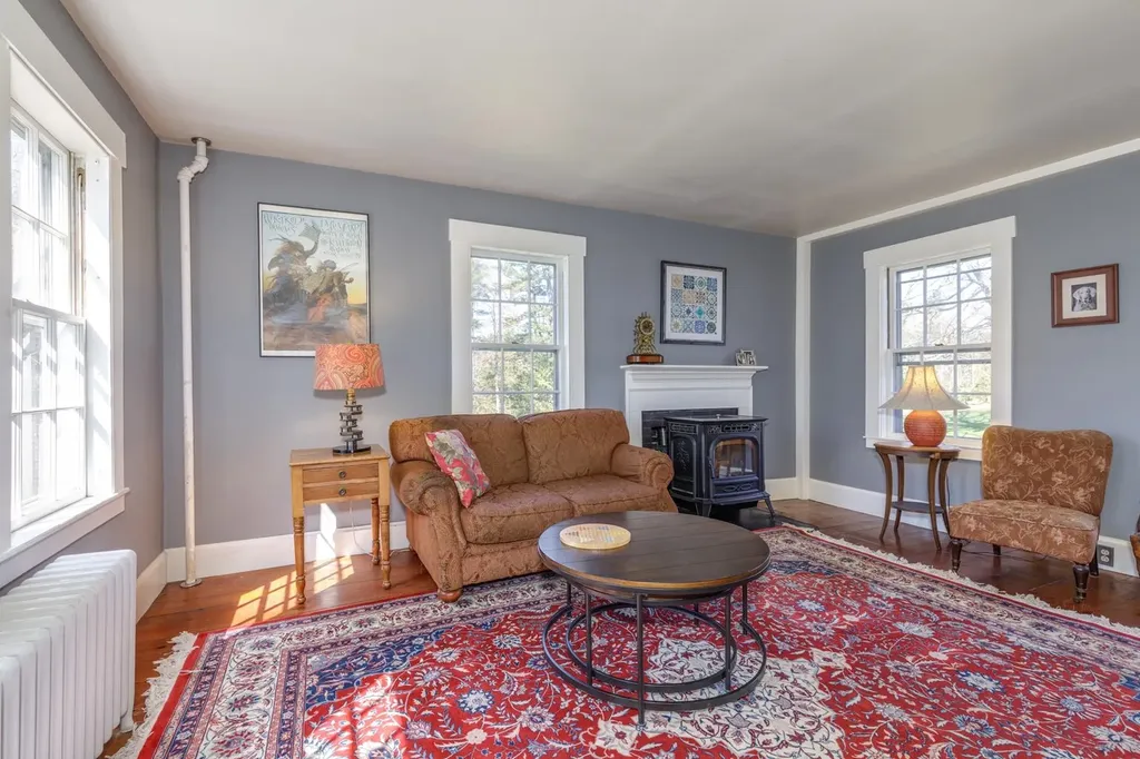 1038 Hopkinton Road Hopkinton NH 03229