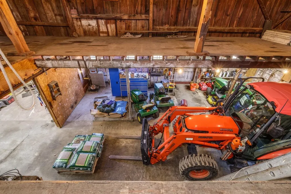 1038 Hopkinton Road Hopkinton NH 03229