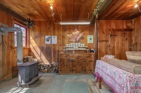 1038 Hopkinton Road Hopkinton NH 03229