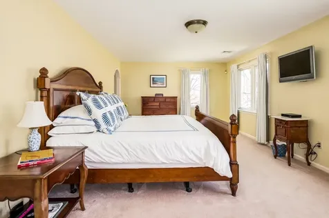 45 Tidewater Farm Road Greenland NH 03840