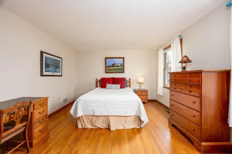17 Baywood Drive Hampstead NH 03841