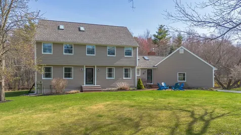17 Baywood Drive Hampstead NH 03841