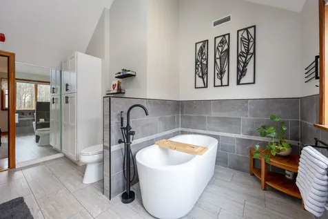 17 Baywood Drive Hampstead NH 03841
