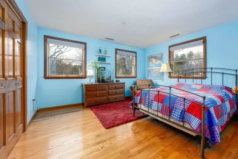 17 Baywood Drive Hampstead NH 03841