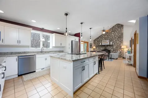 17 Baywood Drive Hampstead NH 03841