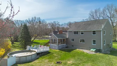 17 Baywood Drive Hampstead NH 03841