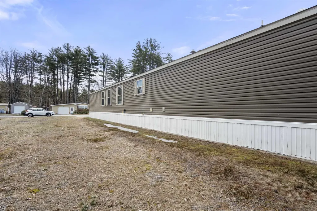 15 Trailer Avenue Conway NH 03818