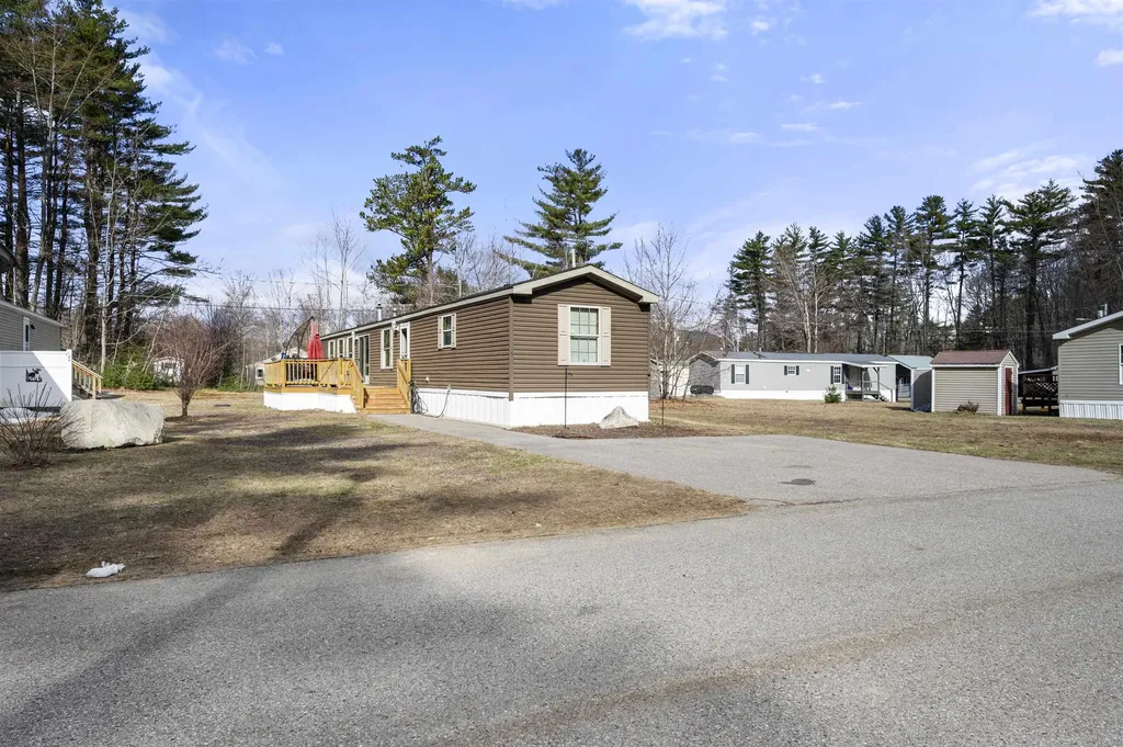 15 Trailer Avenue Conway NH 03818