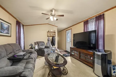 15 Trailer Avenue Conway NH 03818