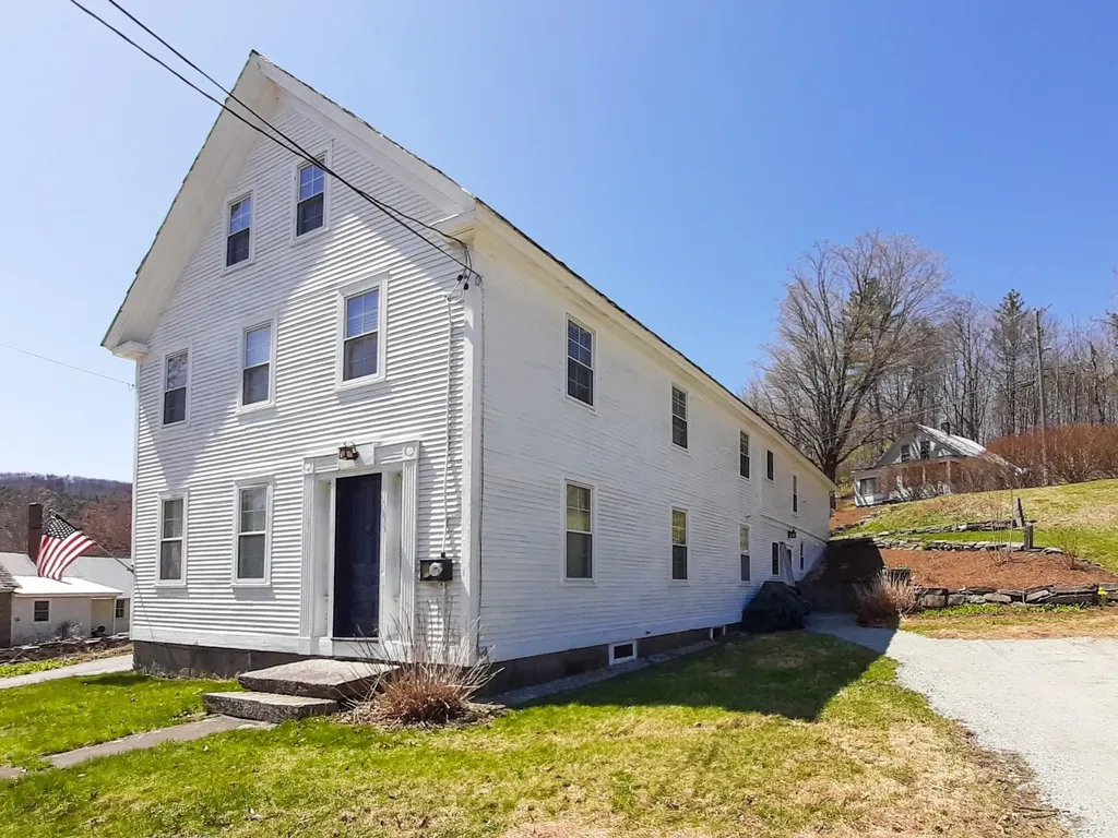 81 High Street Cavendish VT 05142