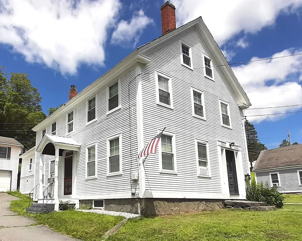 81 High Street Cavendish VT 05142