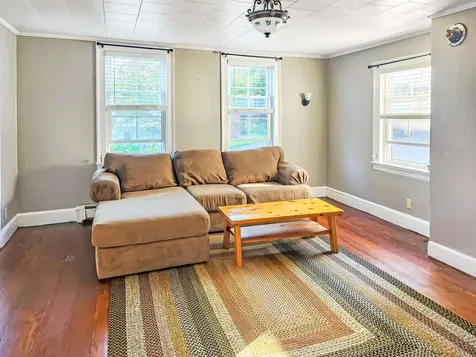 81 High Street Cavendish VT 05142