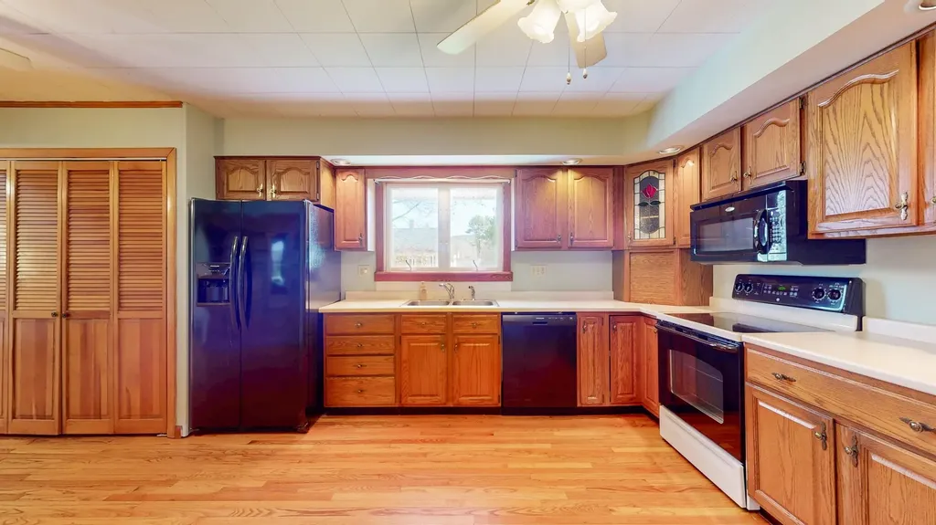 503 Weybridge Street Middlebury VT 05753