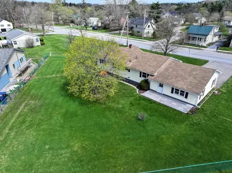 503 Weybridge Street Middlebury VT 05753