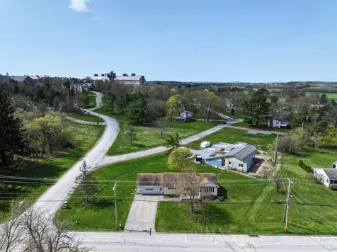 503 Weybridge Street Middlebury VT 05753