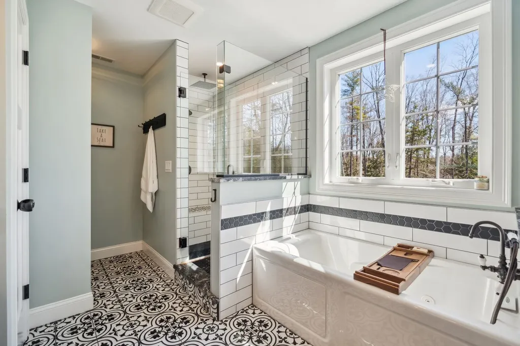 19 Shady Hill Road Weare NH 03281