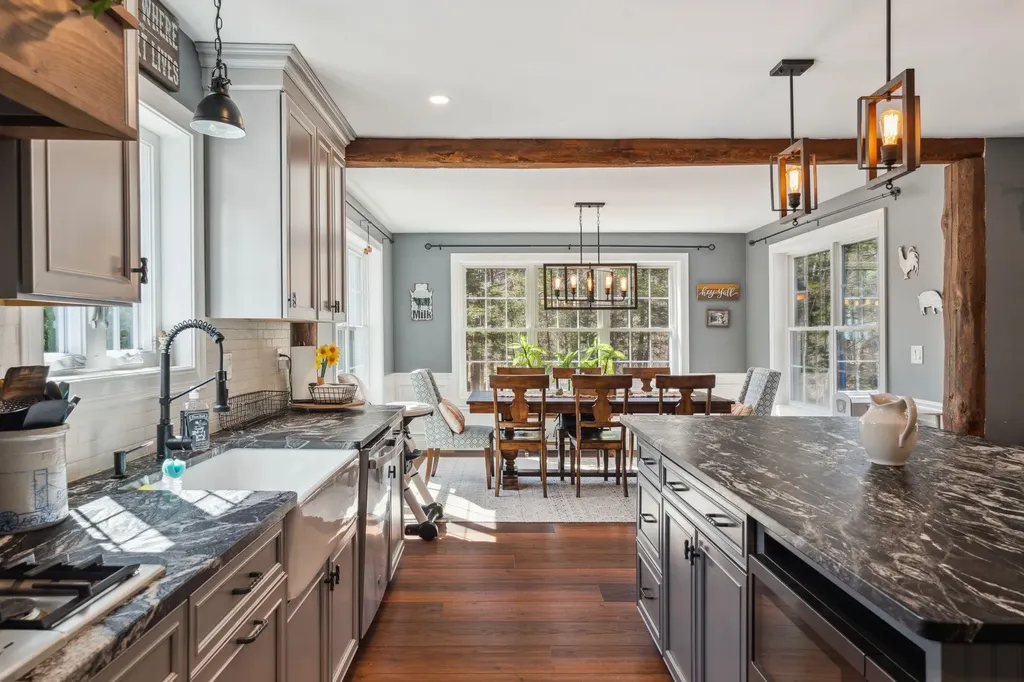 19 Shady Hill Road Weare NH 03281