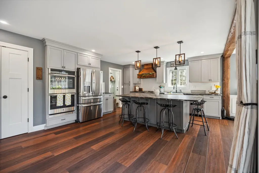 19 Shady Hill Road Weare NH 03281