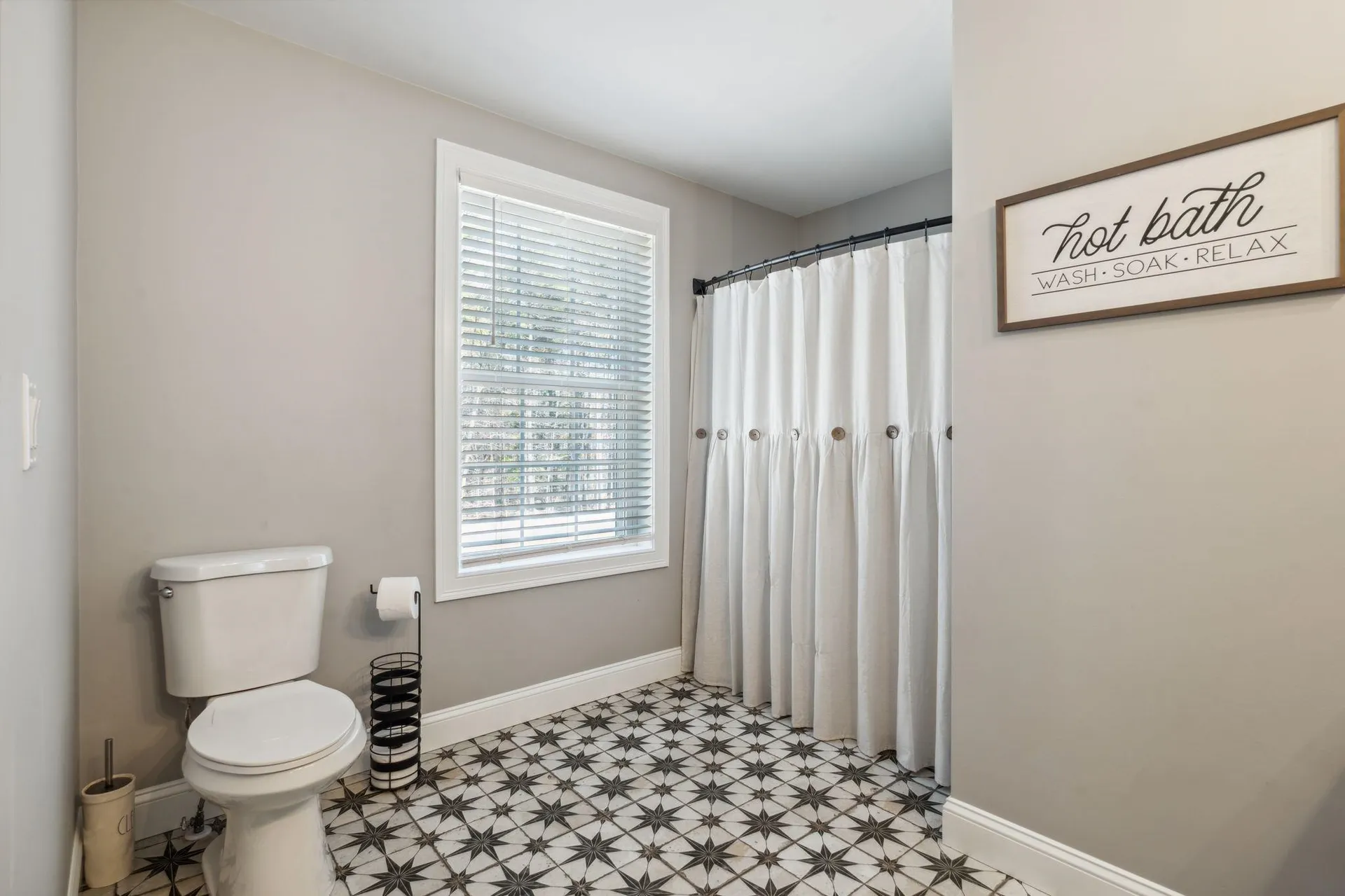 19 Shady Hill Road Weare NH 03281