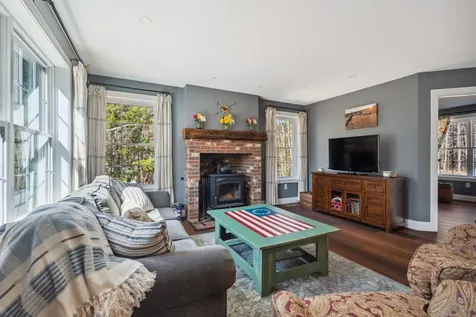 19 Shady Hill Road Weare NH 03281