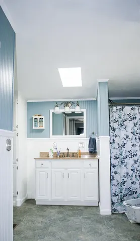 8 Cammett Drive Raymond NH 03077